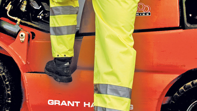 Why You’re Wasting Money on the Wrong Hi Vis Workwear – And What to Buy Instead