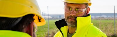 Can You Wash Hi Vis Jackets? A Practical Guide for Tradespeople